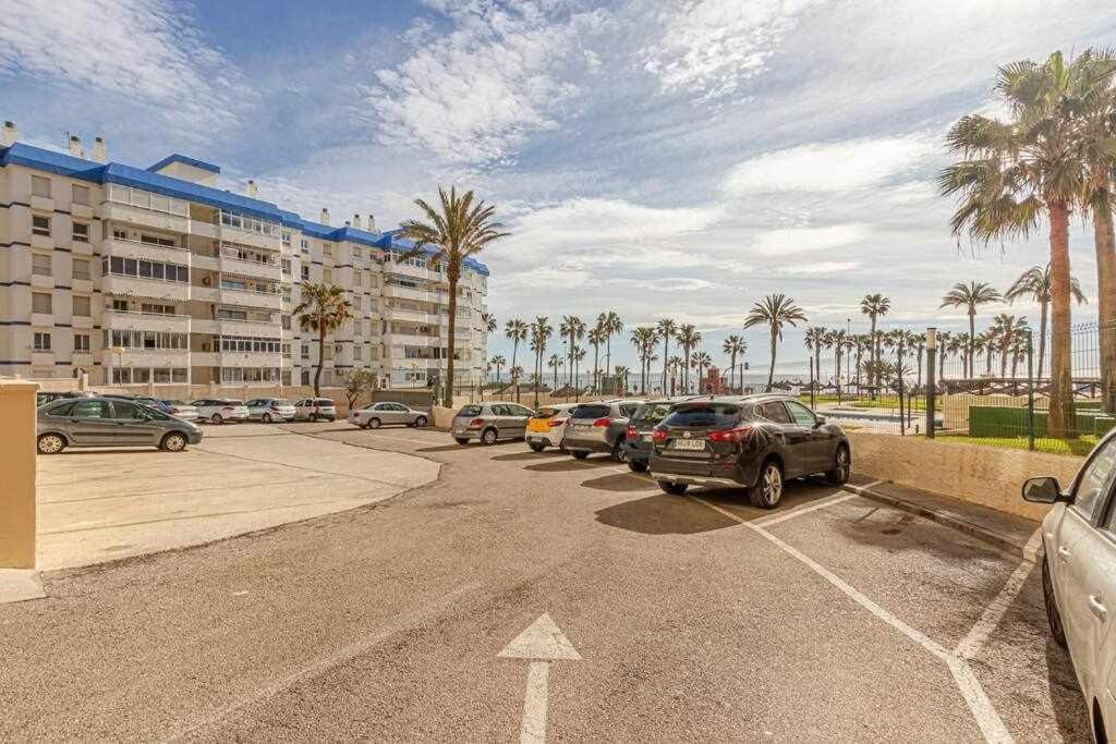 797 Holiday Rentals- Apartamento En Aloha Playa Frente Al Mar Benalmádena Exteriör bild