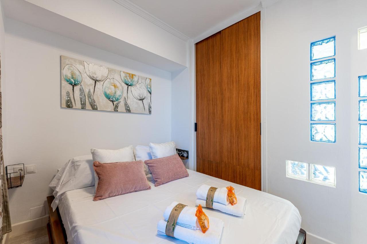 797 Holiday Rentals- Apartamento En Aloha Playa Frente Al Mar Benalmádena Exteriör bild