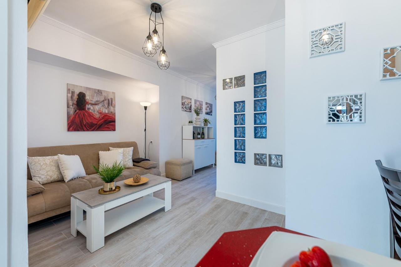 797 Holiday Rentals- Apartamento En Aloha Playa Frente Al Mar Benalmádena Exteriör bild
